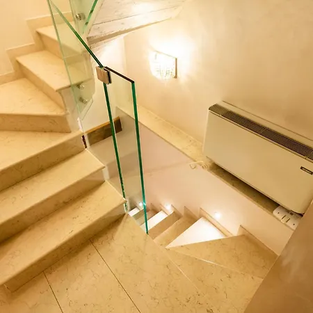 Domus - Palazzo Lugo Apartment Verona
