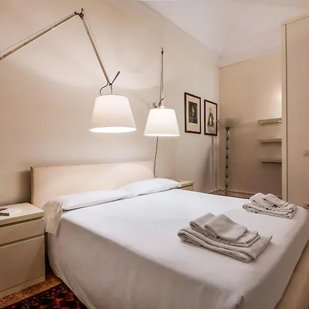 Apartment Domus - Palazzo Lugo *